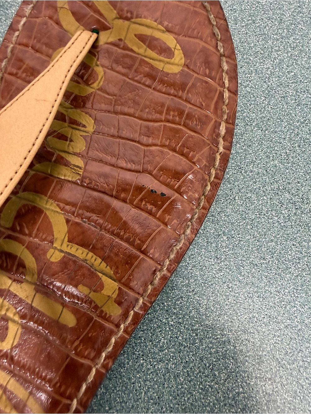 Sam Edelman GIGI Leather T-Strap Flat Sandals - Women’s 9 Tan - Picture 12 of 14